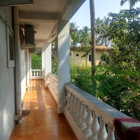 Red Lion Hotel Калангуте Екстериор снимка