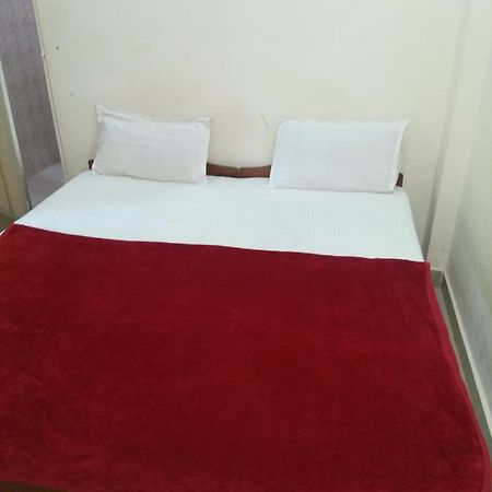 Red Lion Hotel Калангуте Екстериор снимка